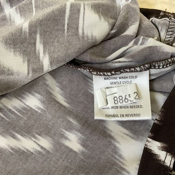 Style & Co pull over Top Women’s plus size 1X Tribal Short Sleeve Scoop Neck - Picture 6 of 10